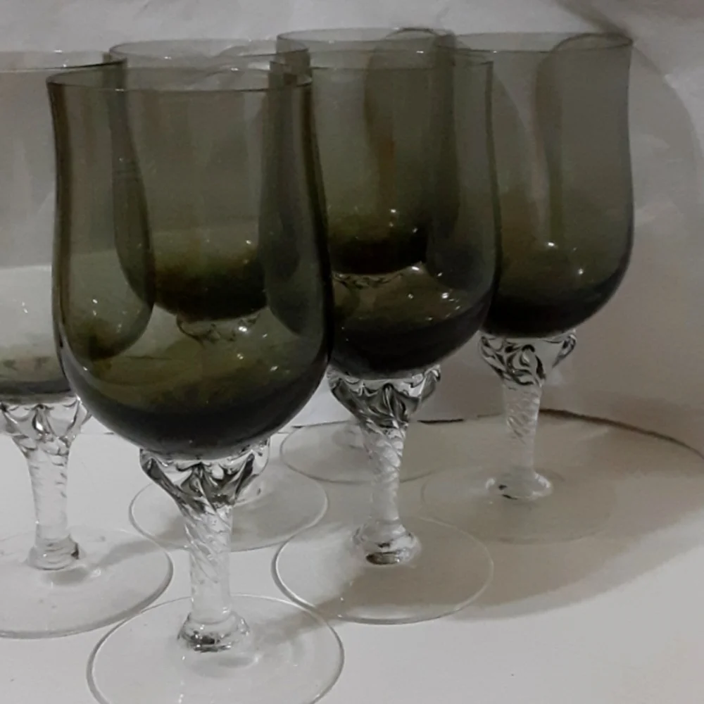 FINAL lvg 8/15 Fostoria or Libby stemware wine goblet smoked glass Elegance 1977 - Picture 5 of 6